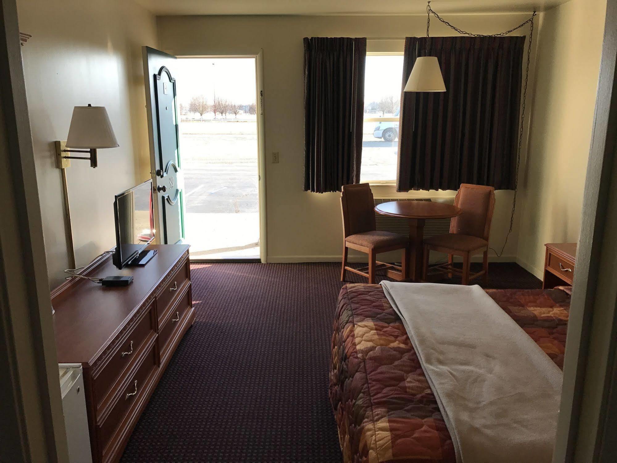 Budget Inn Daleville Zewnętrze zdjęcie
